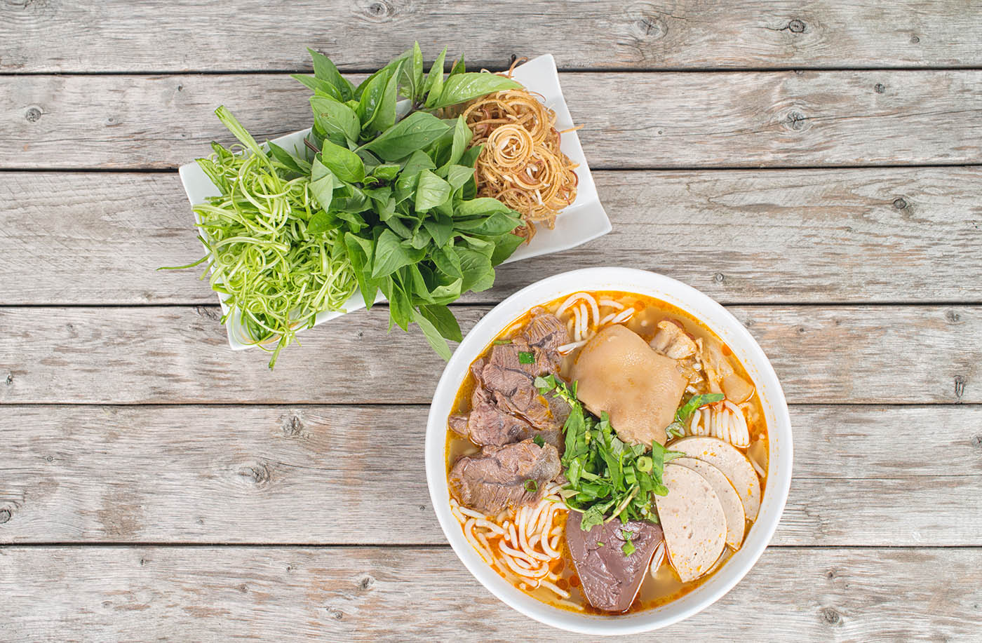 làm bún bò Huế bằng nồi áp suất điện OLIVO PC60