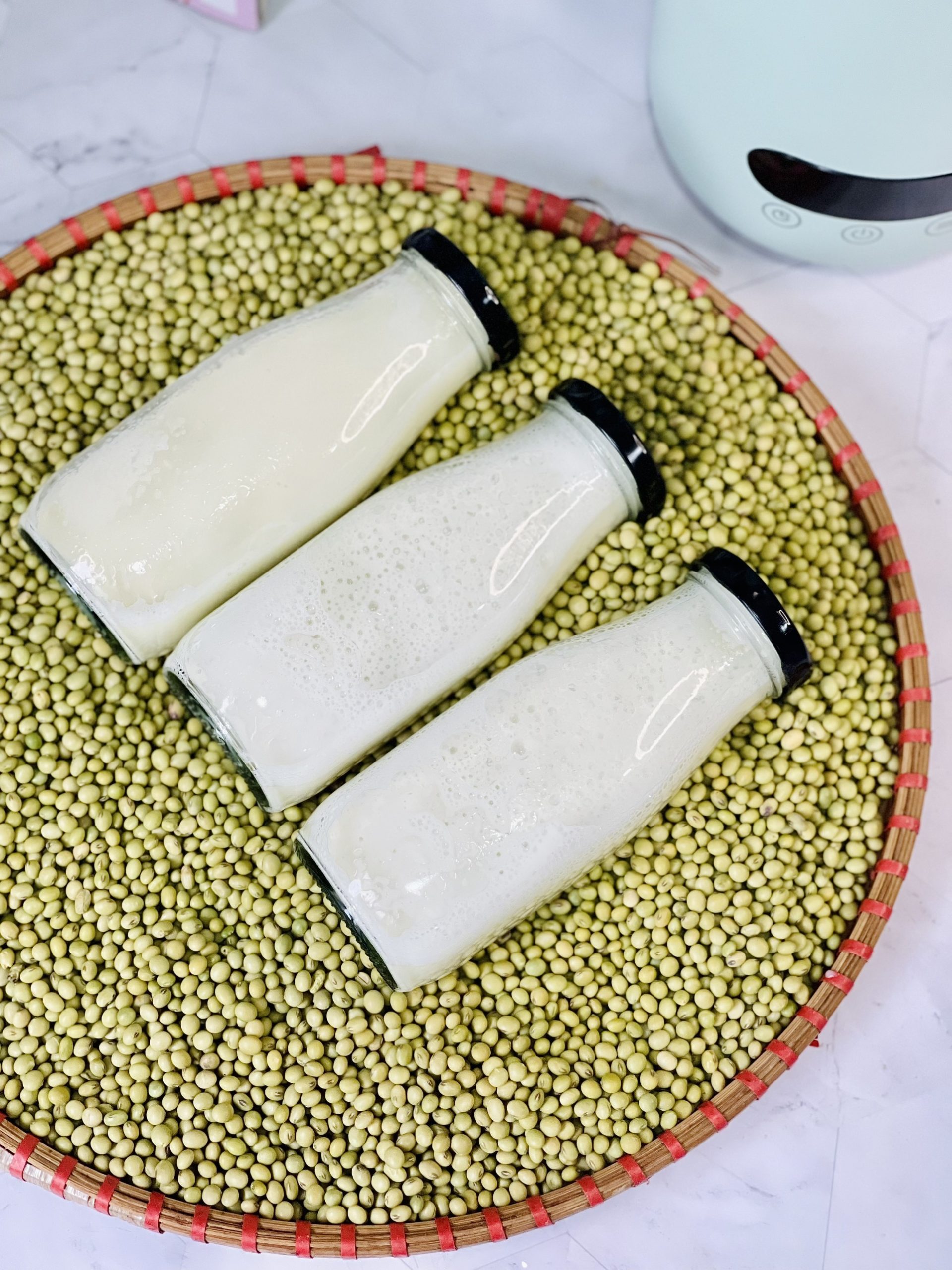 máy làm sữa hạt OLIVO CB1000 nấu 250g sữa đậu nành